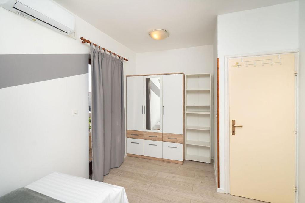 Apartments Janjac Vodice Exterior photo
