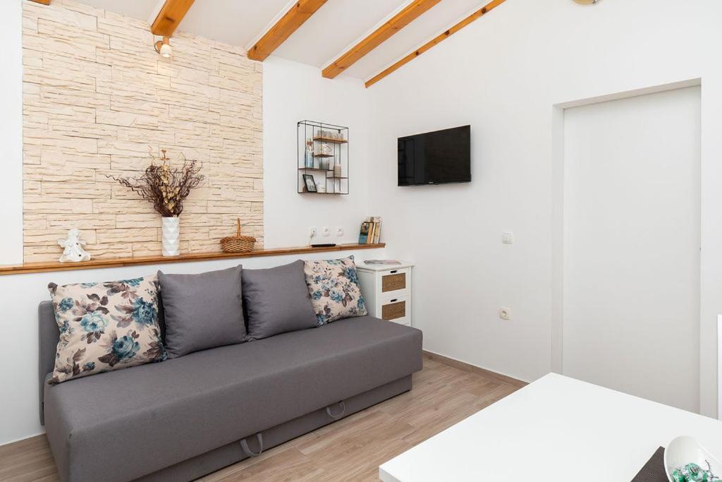 Apartments Janjac Vodice Exterior photo